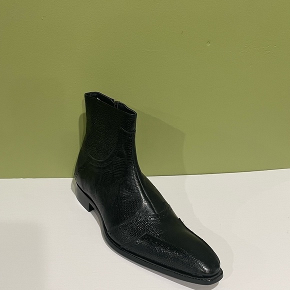 Duca boot black point toe side zipper Italian leather